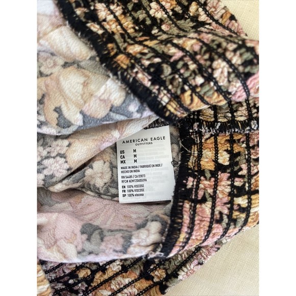 American Eagle Women’s Floral Long Sleeves Wrap Top Blouse Size Smocked Waist M - Picture 6 of 9